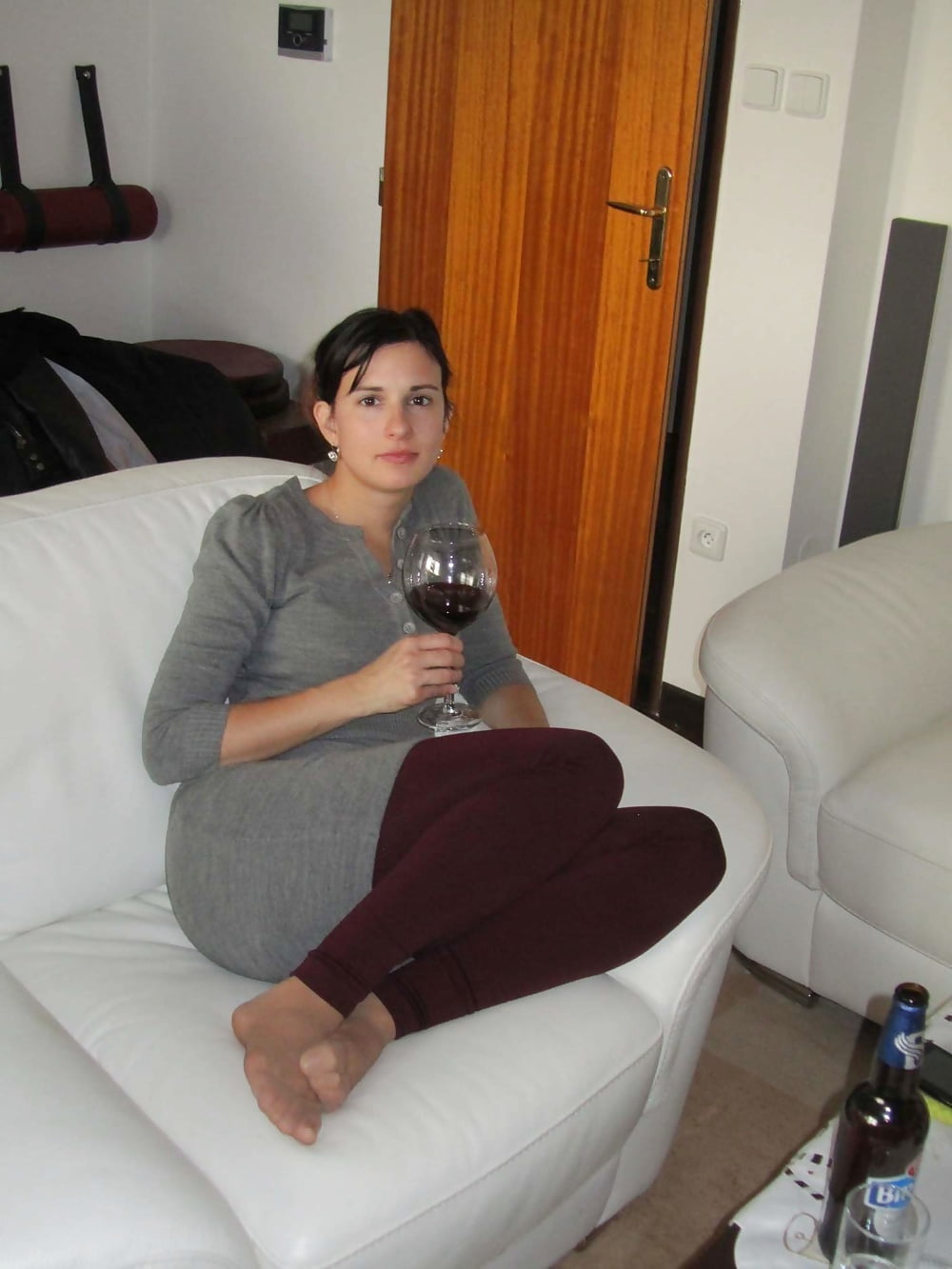 Nice (non nude) girls 221 porn pictures