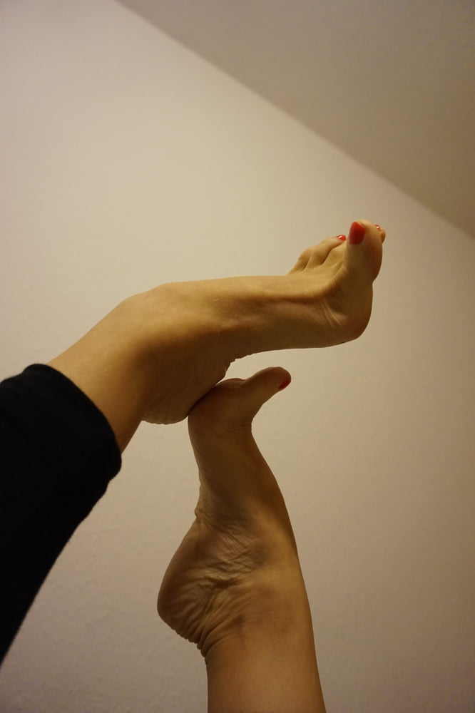 My feet- 39 Photos 