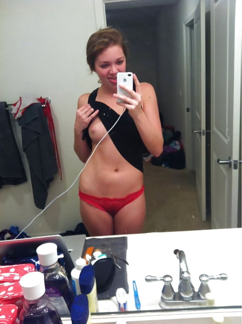 Horny Silly Selfie Teens (212) porn pictures