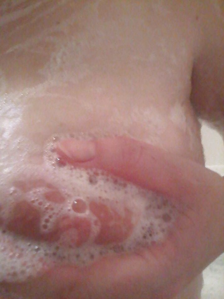 wife in the bath porn pictures