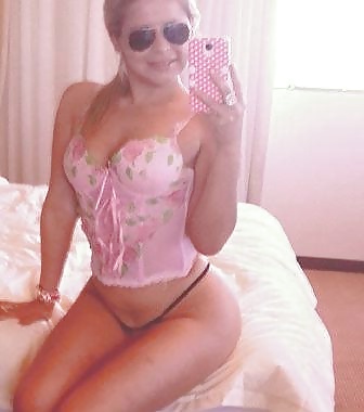 Hot Amateurs 2 porn pictures