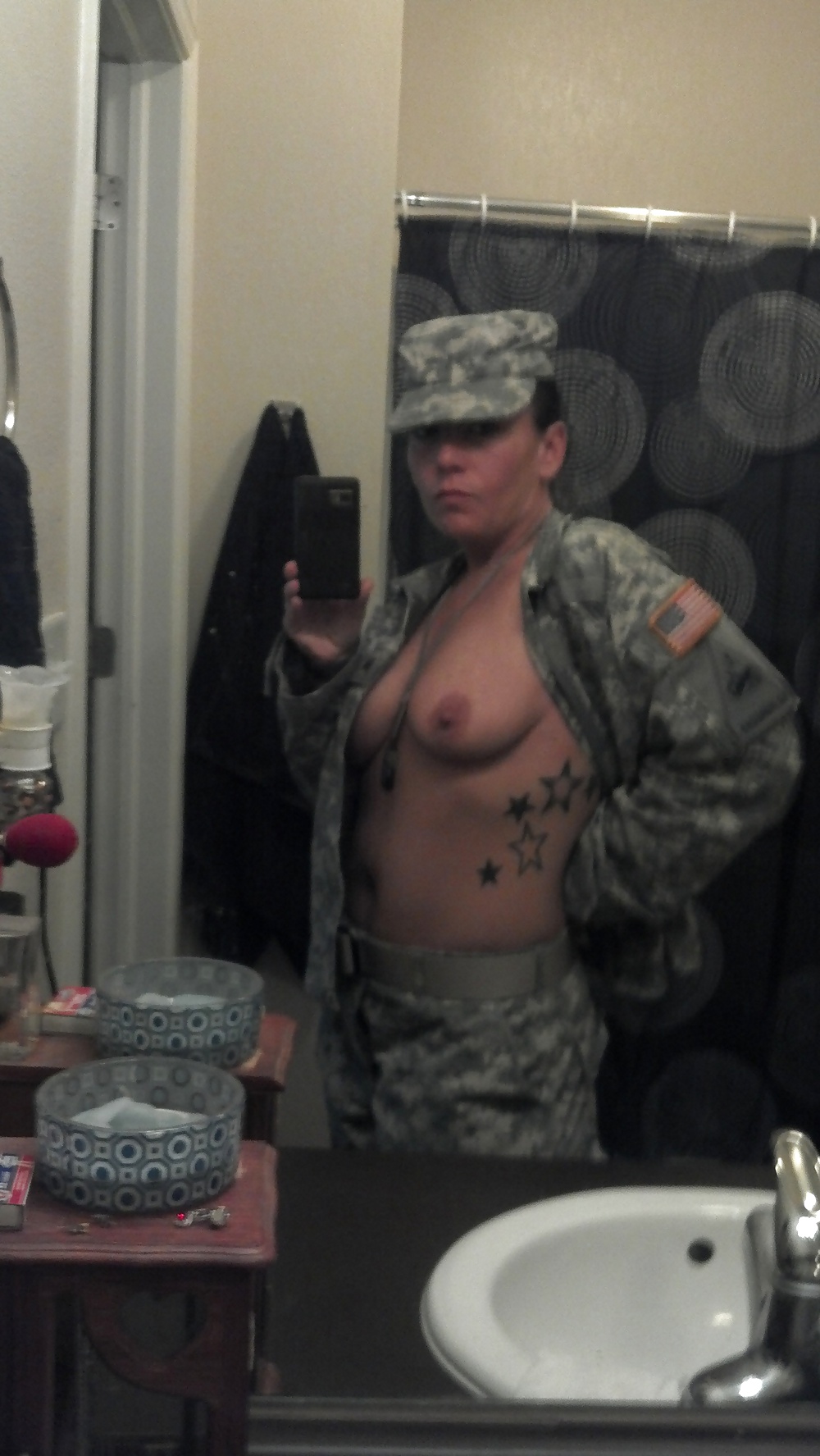 Military Ladies porn pictures