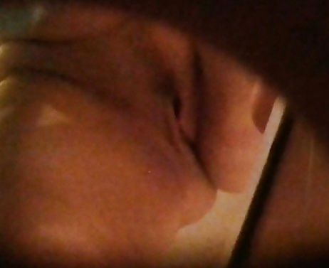 wife in bathroom porn pictures