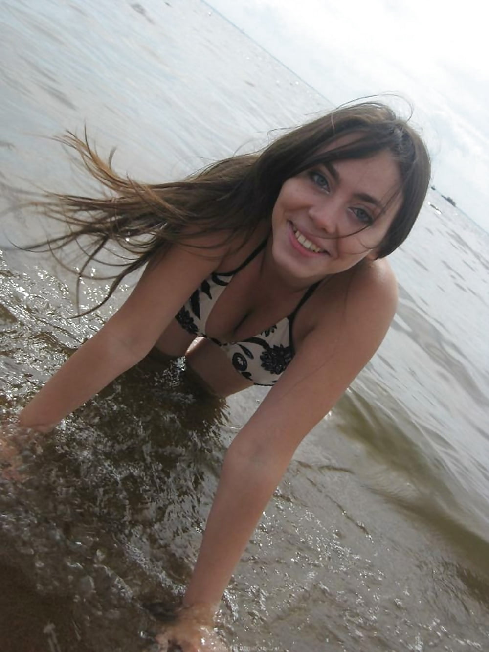 Busty non-nude for wankers like me - part 4 porn pictures