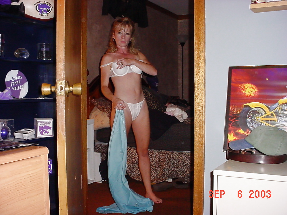 blonde milf porn pictures