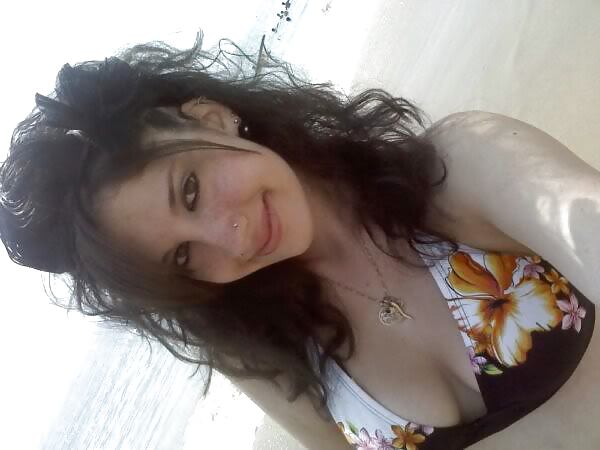 Teen Cleavage - Dressed porn pictures