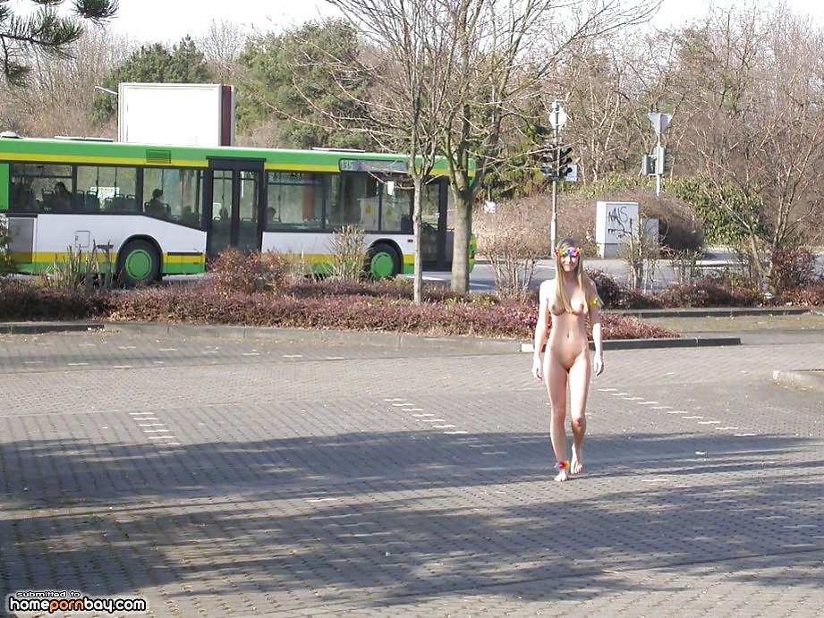 Posing naked in a public place porn pictures