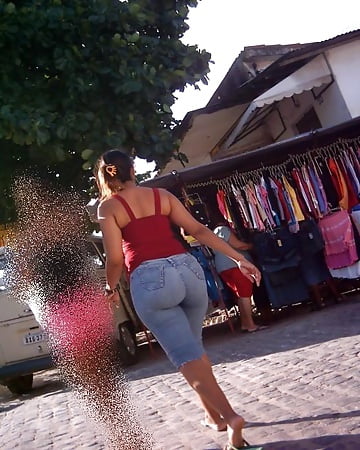 BIG ASS. WIFE FROM OLINDA CITY, BRAZIL.