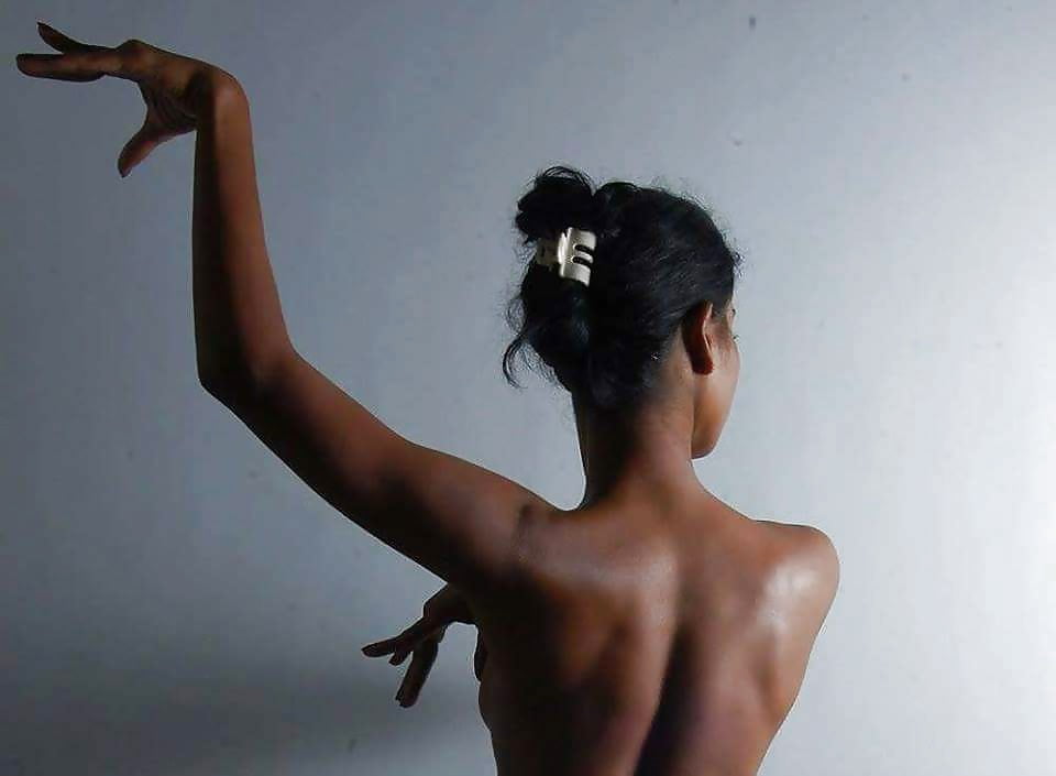 Sri Lankan waththala Girl porn pictures