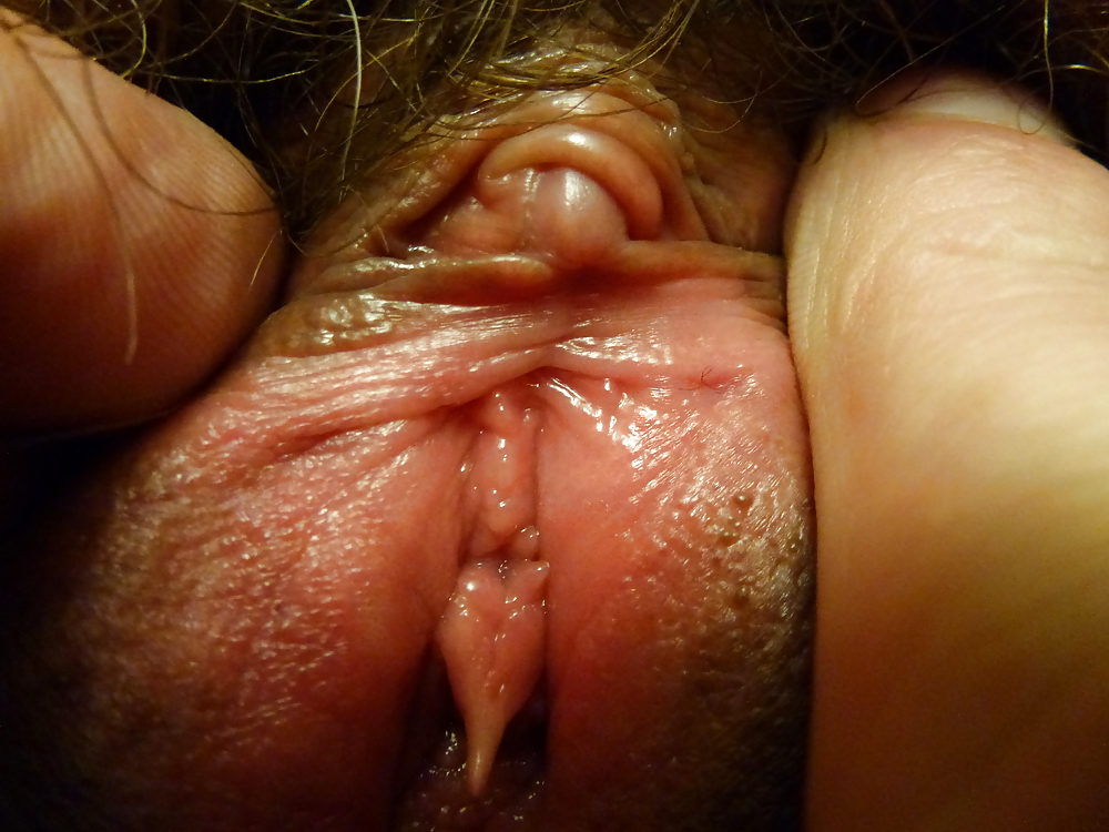 Fuck my wife with her hairy pussy porn pictures