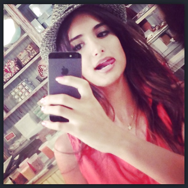 Arab beauty 26 - Cum on her porn pictures