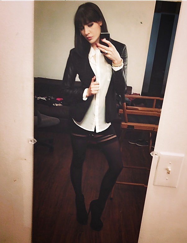 hot BIMBO clothed porn pictures