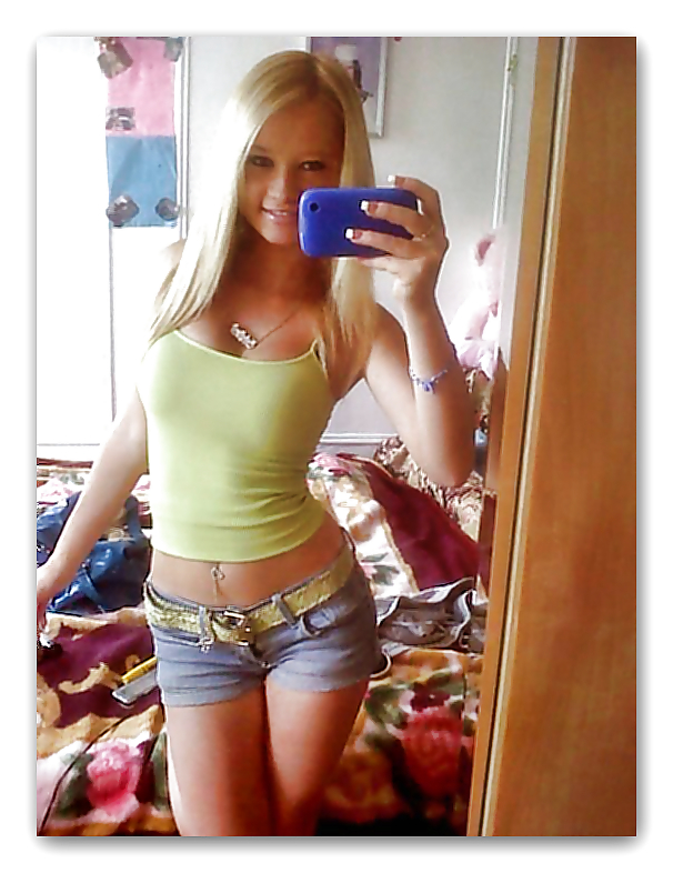 Missy & Anna's Self Shooters! porn pictures