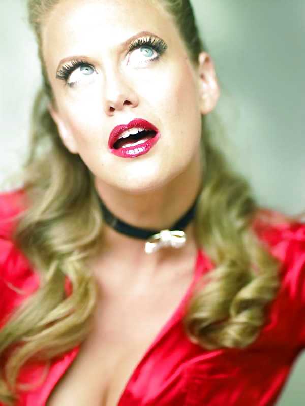 German TV Star with hugh Tits porn pictures