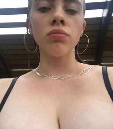 Billie eilish shows tits