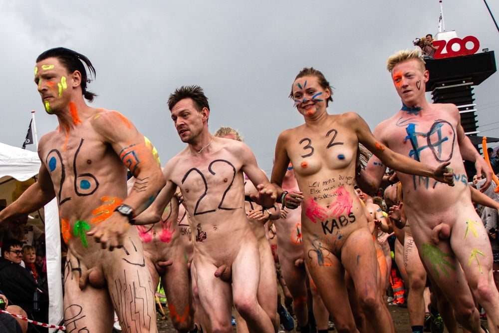 Naked at festivals - 🧡 Забег голых девушек - 68 красивых секс фото.
