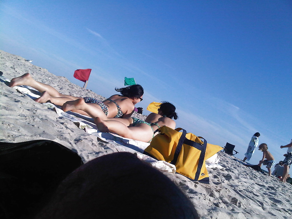 asians laying on the beach porn pictures