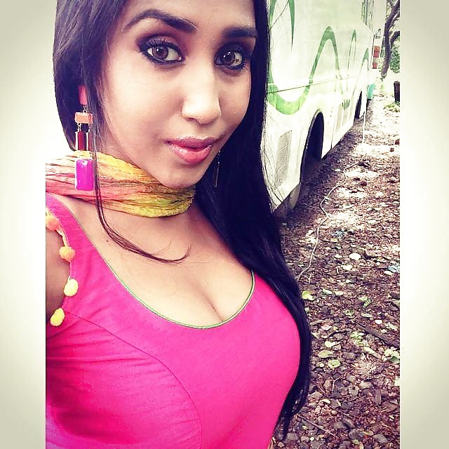 New Indian Hottie porn pictures