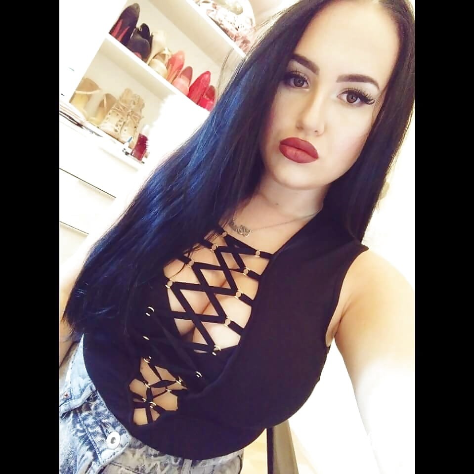 Tena sisata porn pictures