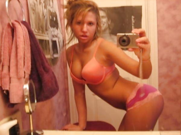 Non-nude selfshot teens pt. 3 porn pictures