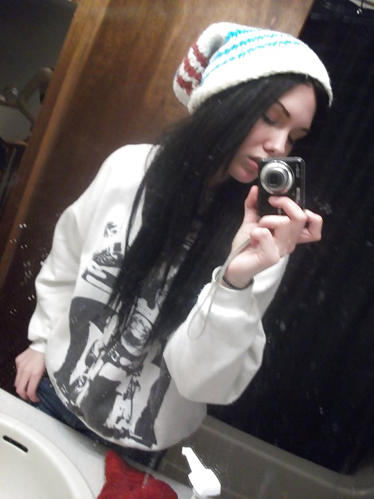 EMO Queen Bailey (NonNude) porn pictures