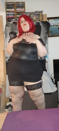 karcelyne striptease and blow job         