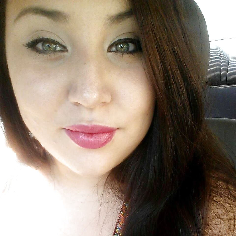 Stupid slut Alejandra porn pictures