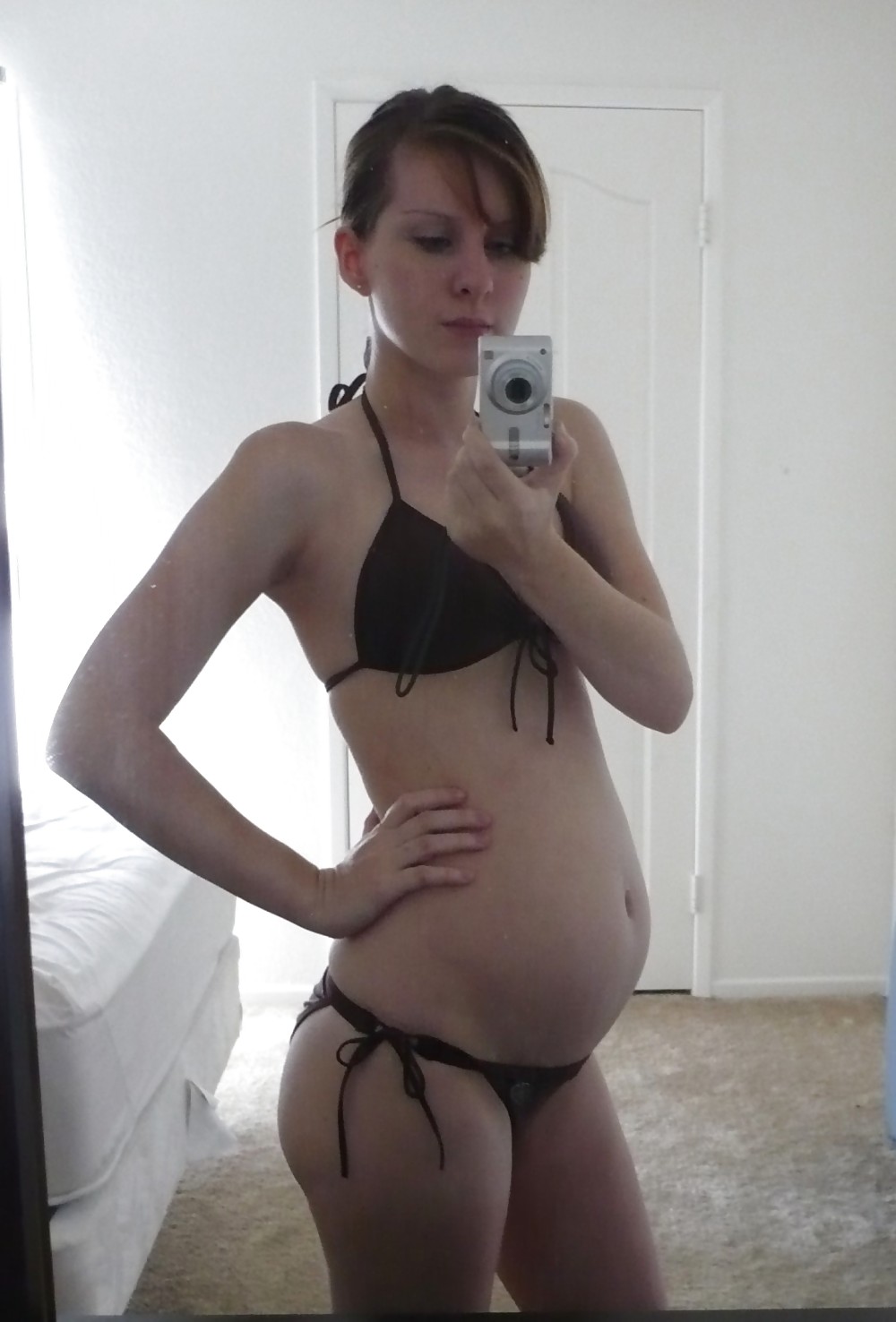 Amateur PREGNANT teen selfshot part 1 porn pictures