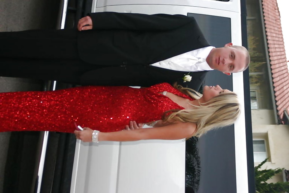 Pretty Amateur Typhanie 2 porn pictures