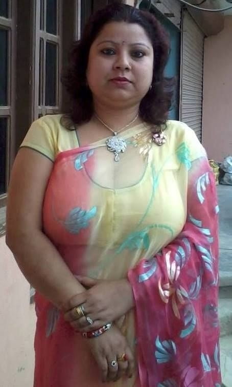 Mall aunty naked photos