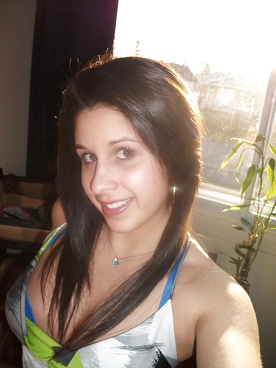 Some Random Cleavage Babes porn pictures