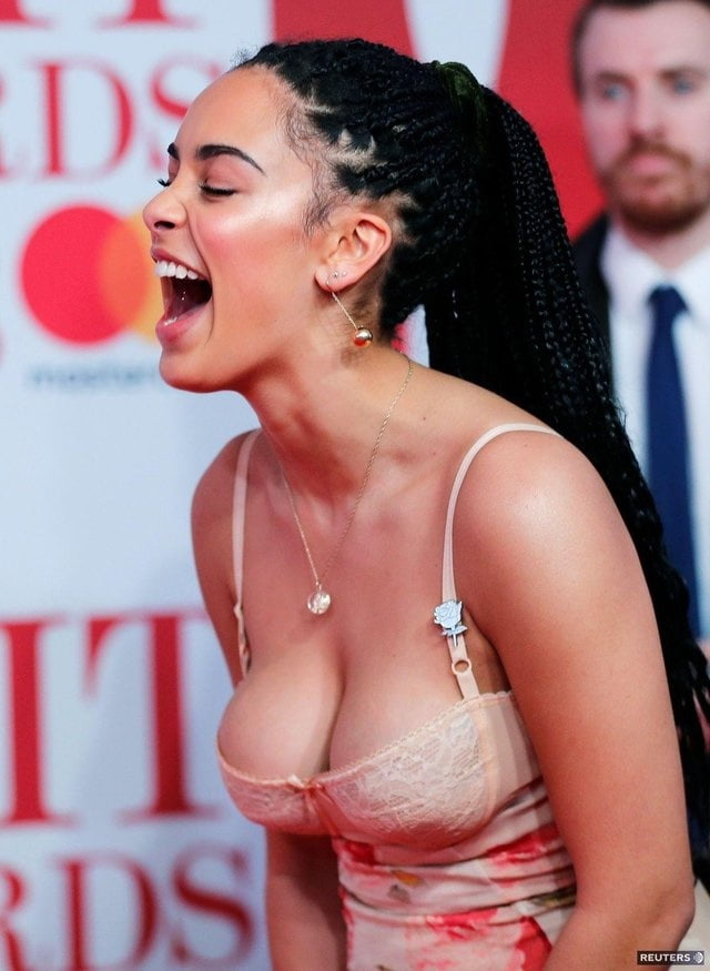 Jorja Smith 16 Pics Xhamster 