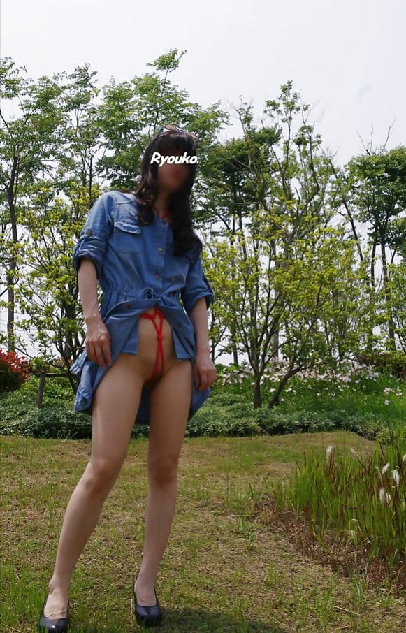 Japanese amateur outdoor 394 porn pictures