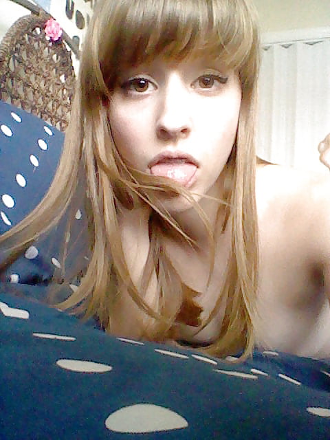 Jessica 18 years old porn pictures