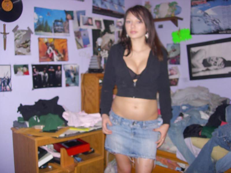 horny girls in jeans XIX porn pictures