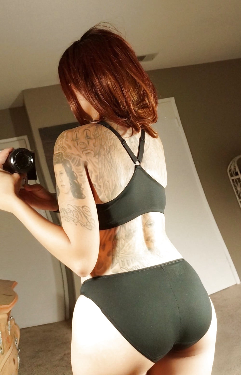 Busty eBay Seller #8 porn pictures