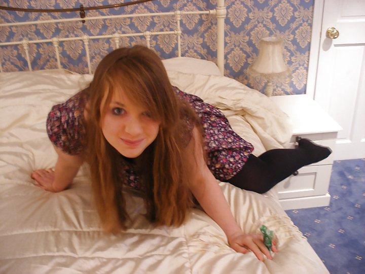 Hot British teens 6 porn pictures