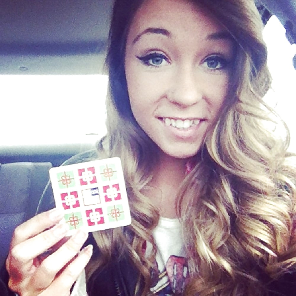 American Slut Bombshell porn pictures