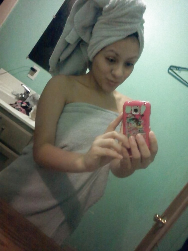 Nenita Latina porn pictures