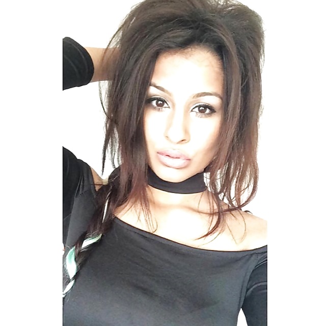 Jazsii Kaur (Indian SIKH - UK) porn pictures