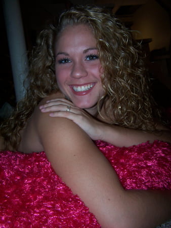 sexy curly hair blonde         