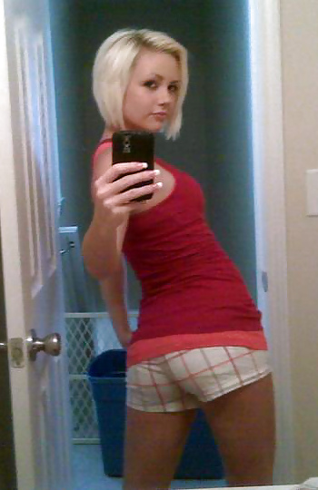 Amateur Porn Gallery 7 porn pictures