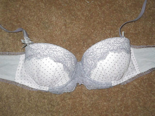 Bra shot porn pictures