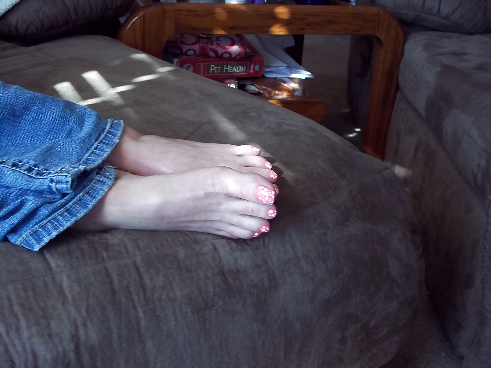 Chance's sexy pink toes porn pictures