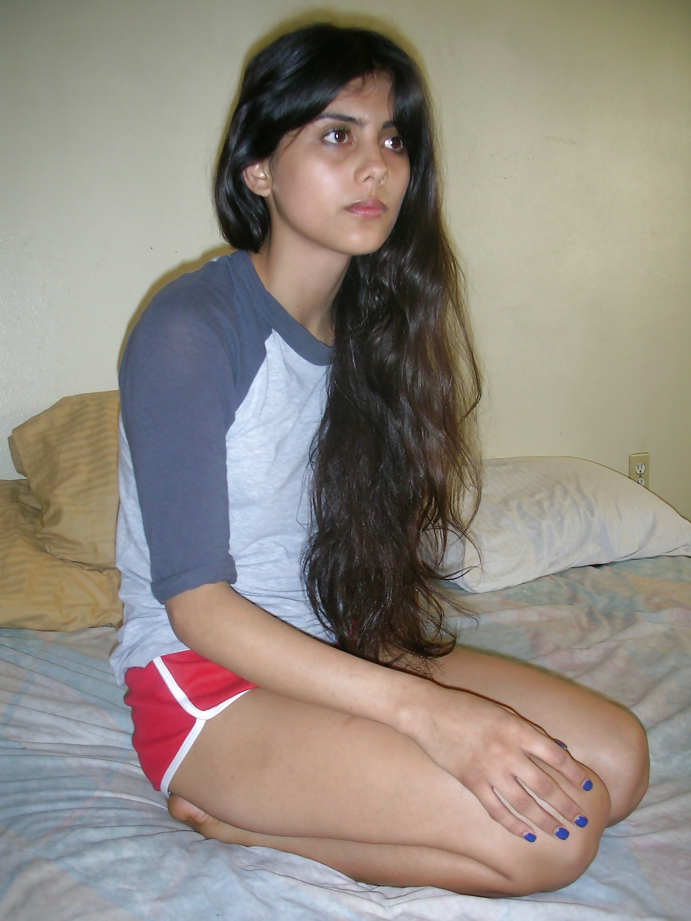 Cute Teen Debra porn pictures