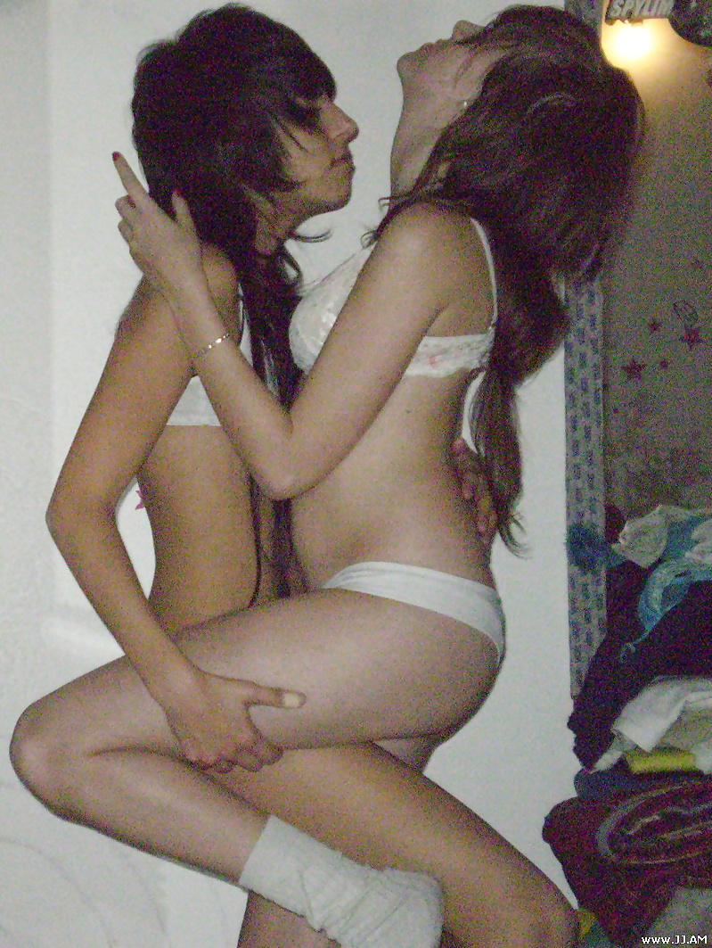cute young emo lesbians strip hot porn pictures