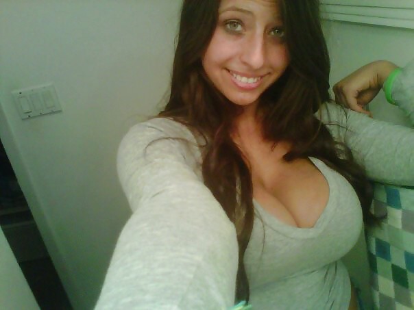Some Random Cleavage Babes porn pictures