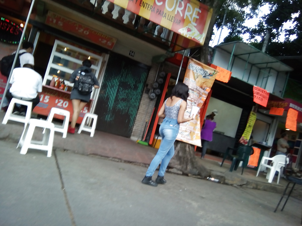 ass in street porn pictures