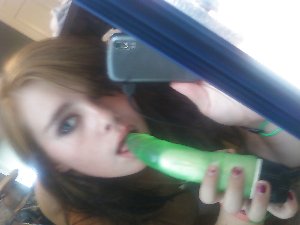 Victoria porn pictures