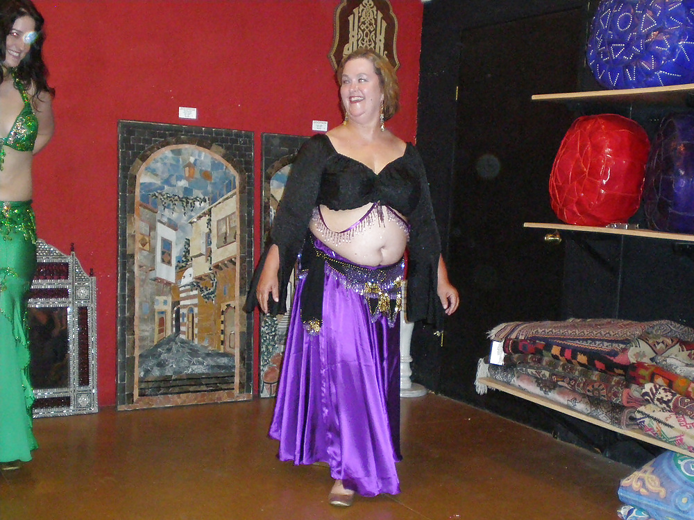 Emailed Pics To Post. Please Comment For Her porn pictures